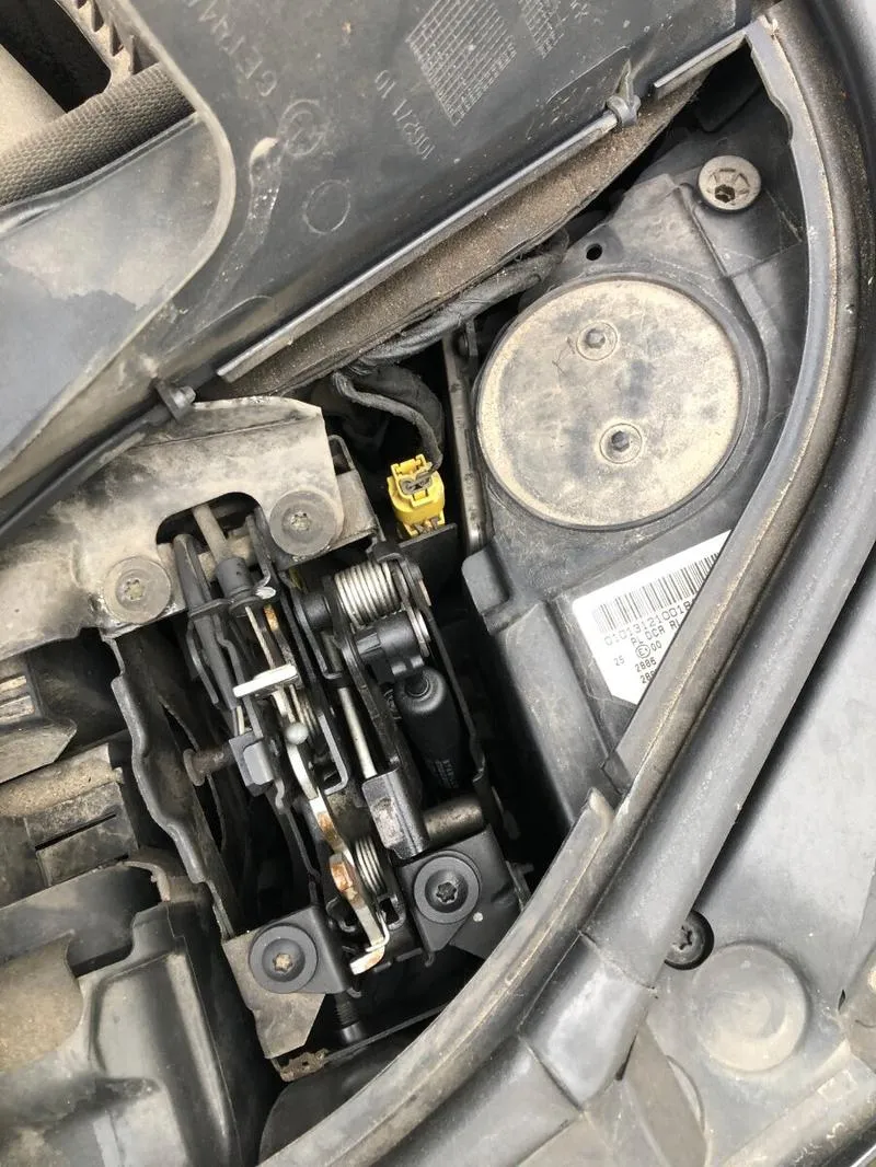 Naprawa zaparowanych reflektorów